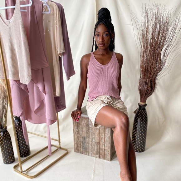 Misty Tank - Picture 2 of 3